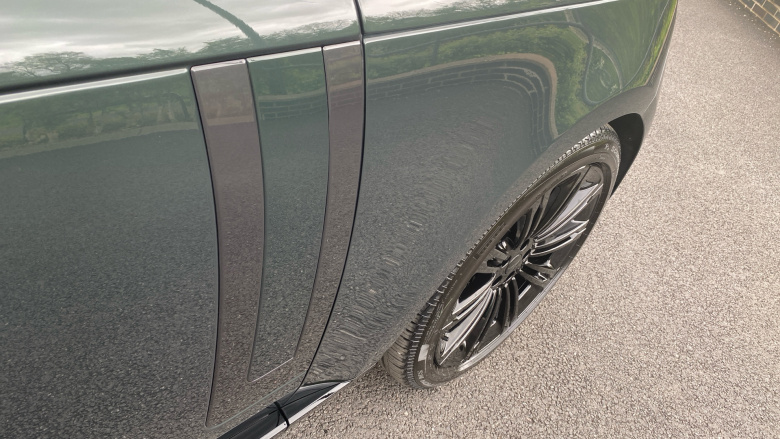 Land Rover Range Rover 3.0 D300 Edition 4dr Auto Diesel Estate